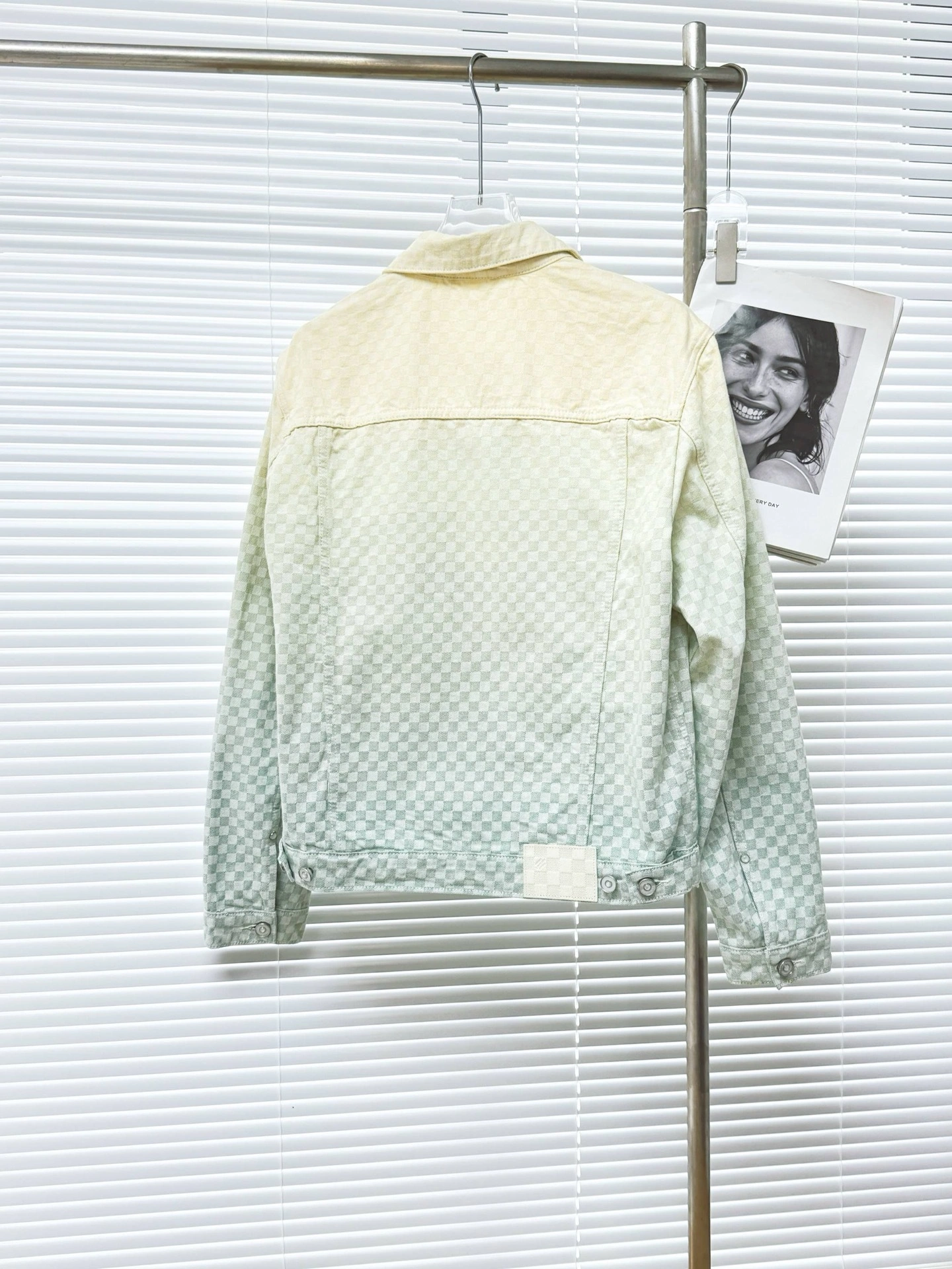 wg.luxury- 8V oversize item:E-F409E0660